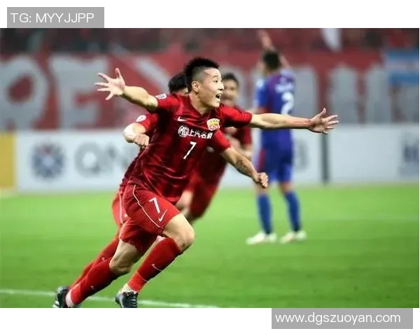 中国老牌足球球星回顾：那些曾为国争光的足坛传奇人物