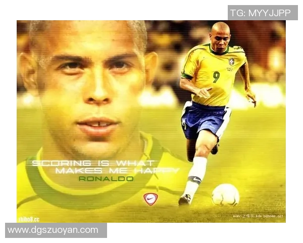 天下足球球星珍藏版图片集 揭开足球明星背后的荣耀与传奇